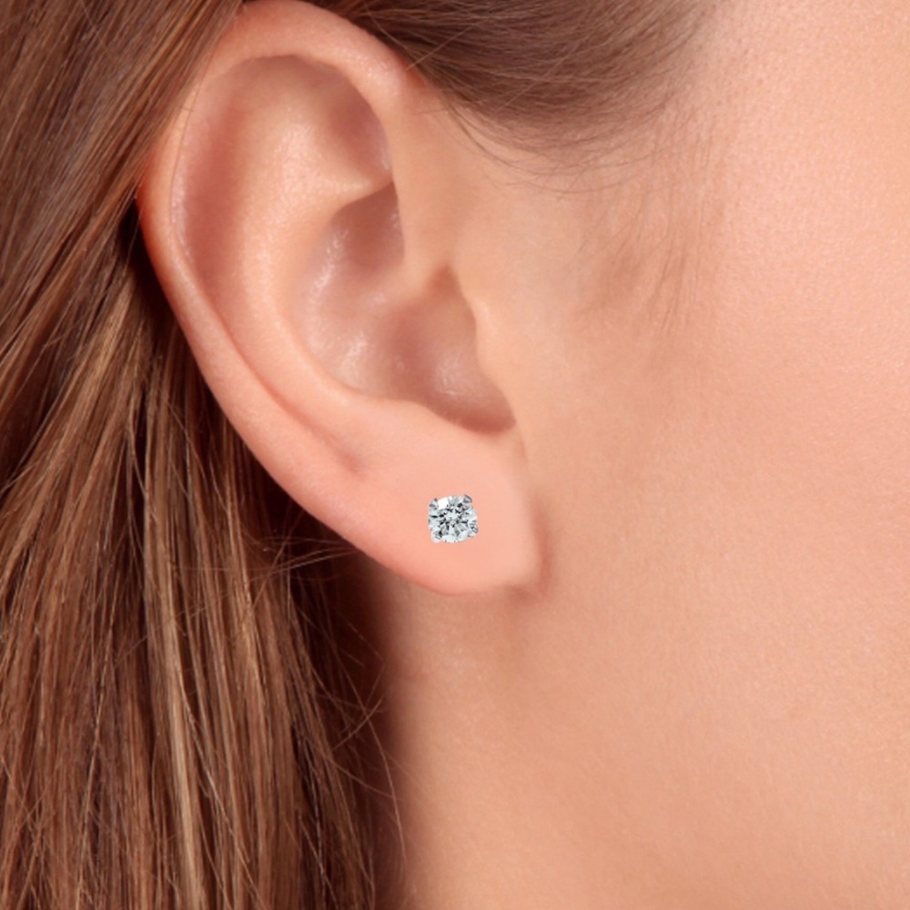 3/4 Carat TW Diamond Stud Earrings